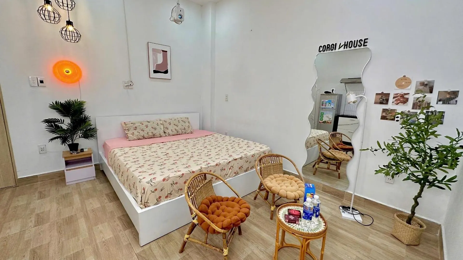 Corgi House Beachstay Danang Da Nang