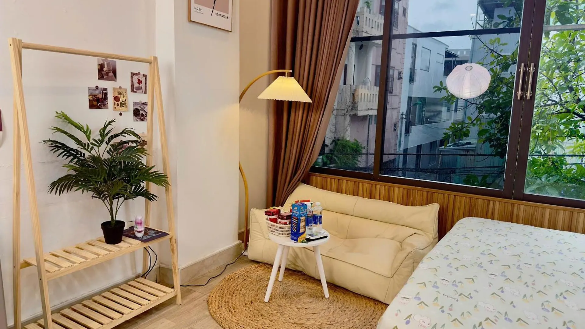 Homestay Corgi House Beachstay Danang Vietnam