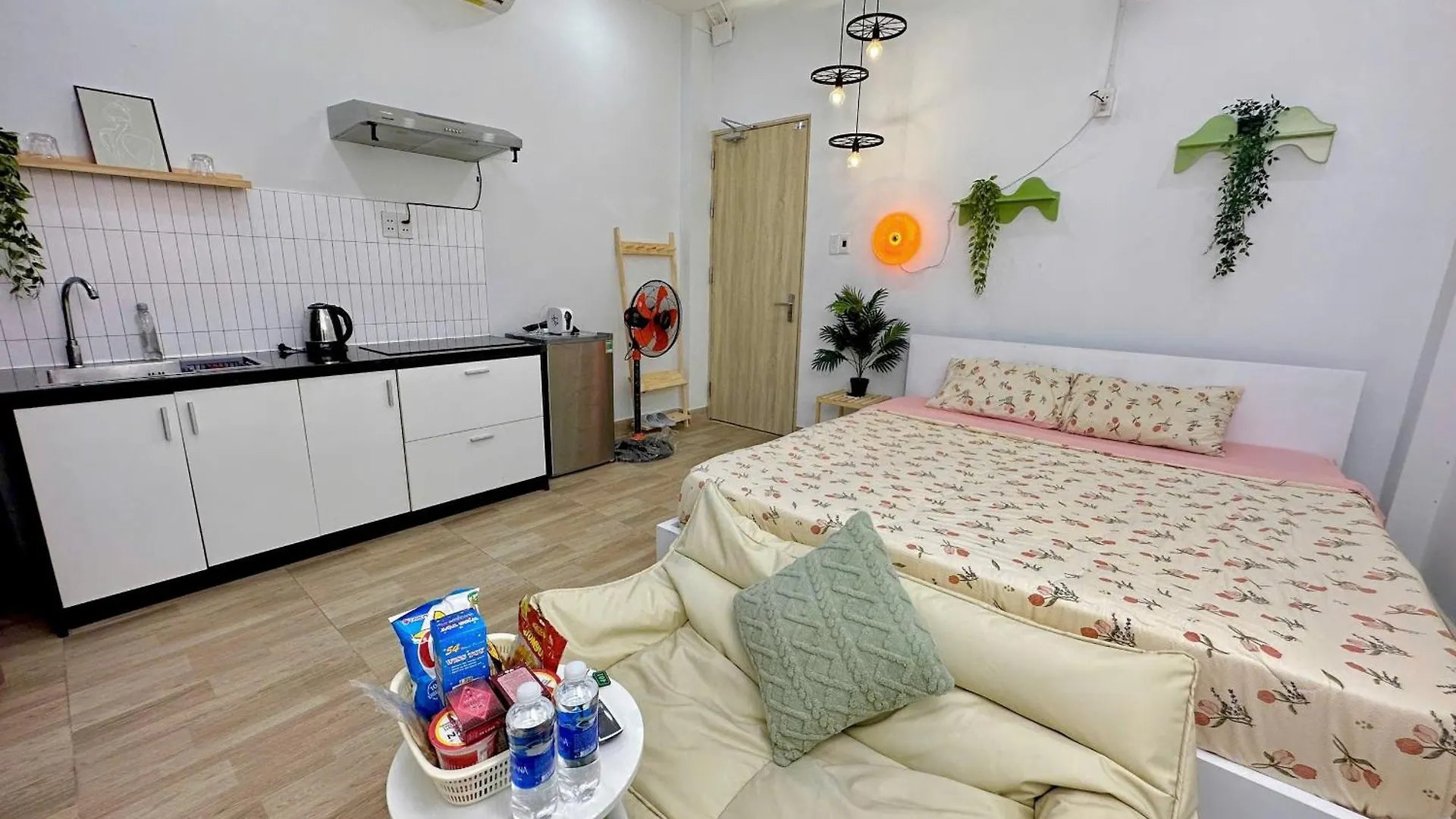 Homestay Corgi House Beachstay Danang