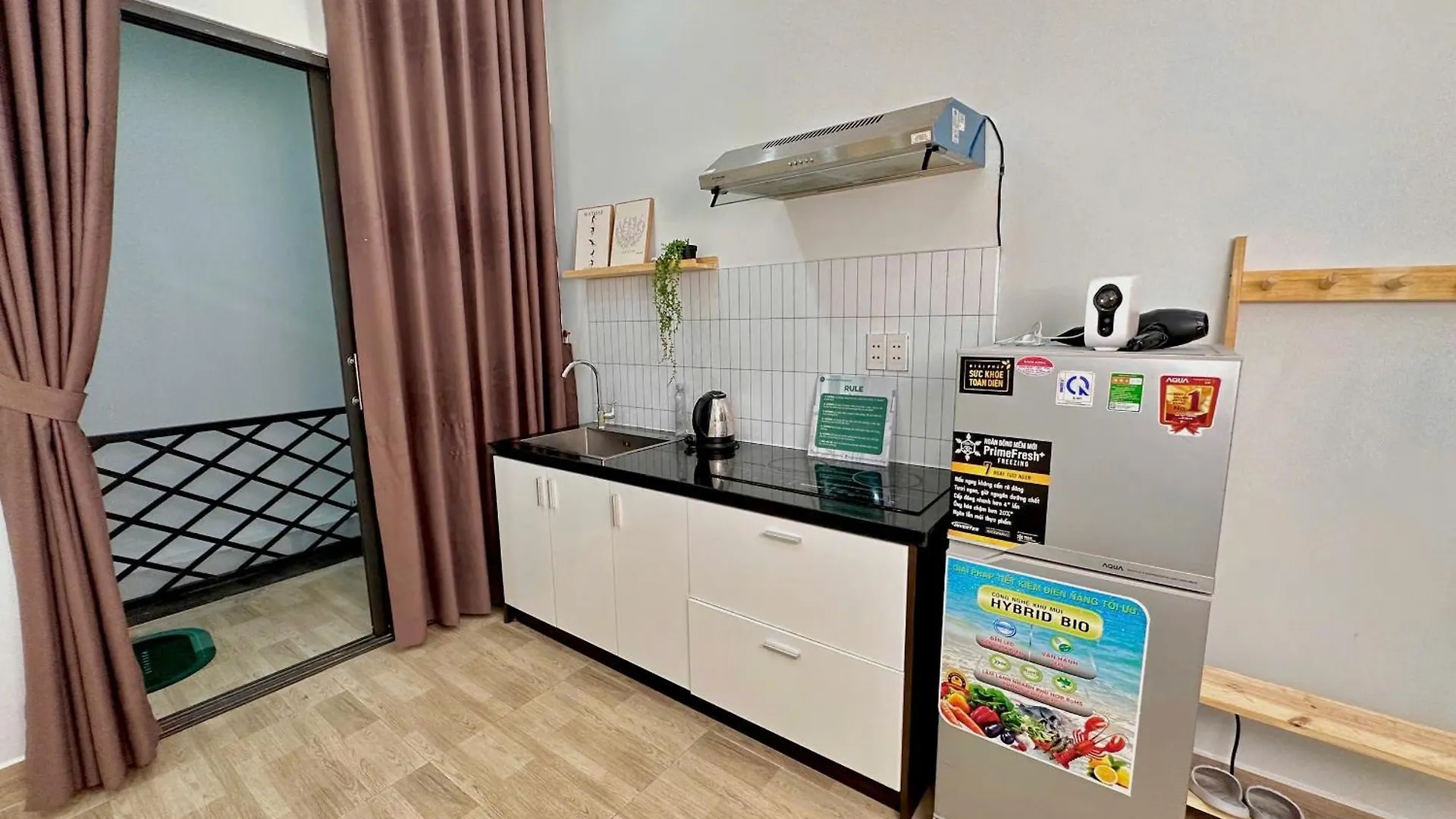 Corgi House Beachstay Danang 0*, Da Nang Vietnam