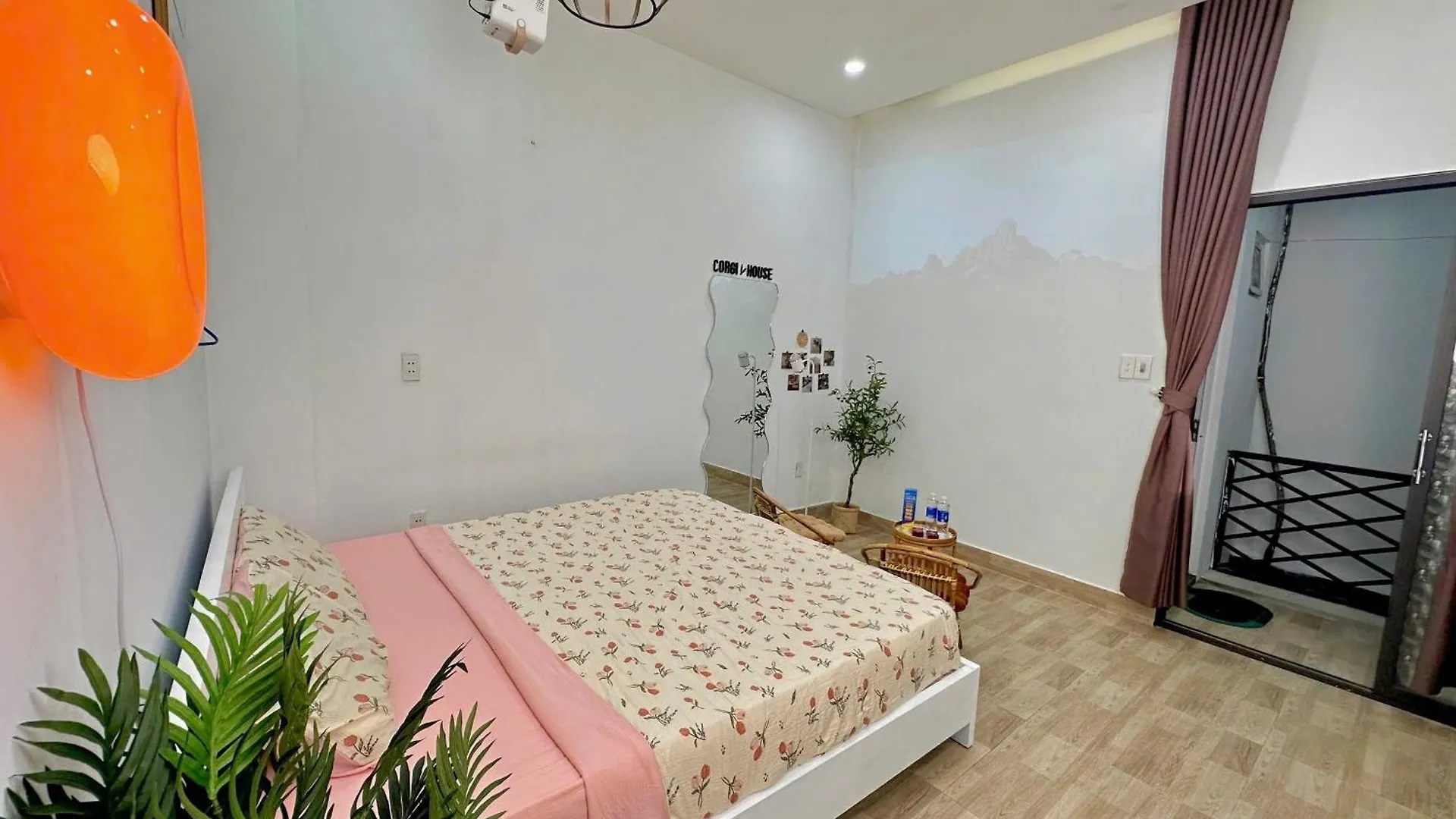 Homestay Corgi House Beachstay Danang