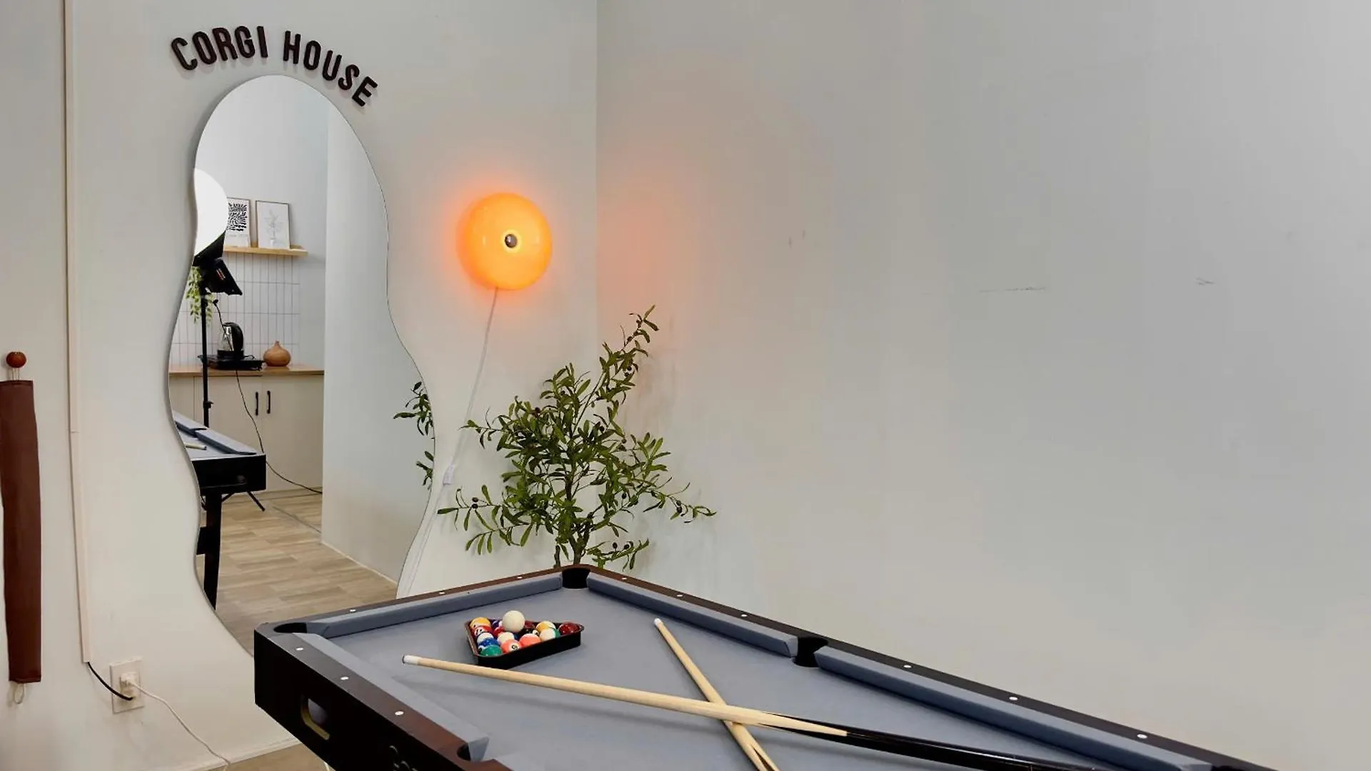Corgi House Beachstay Danang Da Nang